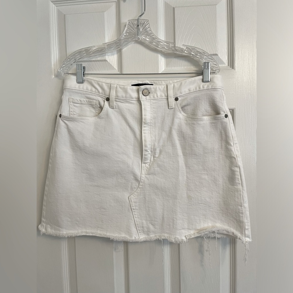 Banana Republic stretch cotton mini skirt.